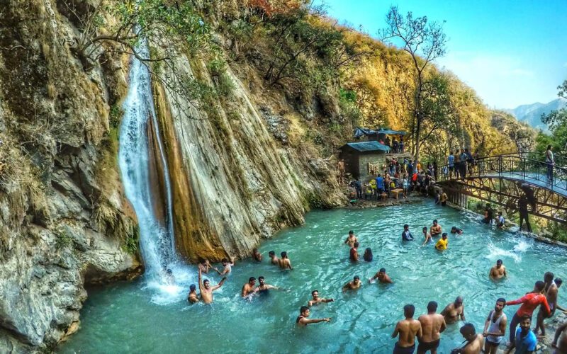 neer waterfall rishikesh